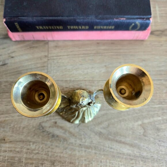 Vintage Brass Candleholder with Angel playing a lute. Christmas decor. - Picture 4 of 5